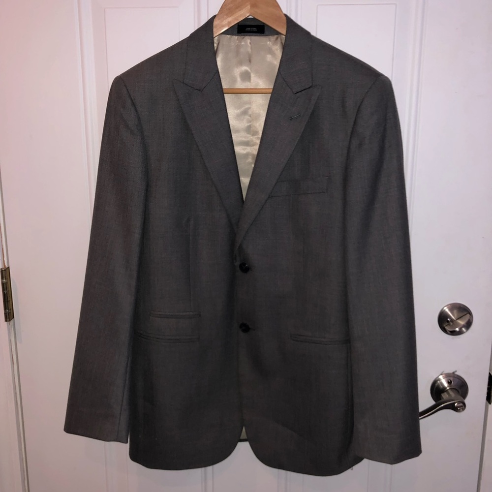 Classy JF Modern Fit Gray Suit Size 36R